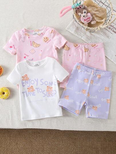 女婴圆领短袖短裤套装，可爱小熊领结饼干图案，柔软舒适针织家居服，送给女婴的绝佳礼物