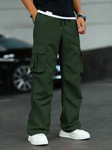 Manfinity EMRG Pantalones cargo de hombre con bolsillo con solapa, cintura con cordón y ajuste holgado - Verde Oscuro - Ver 3