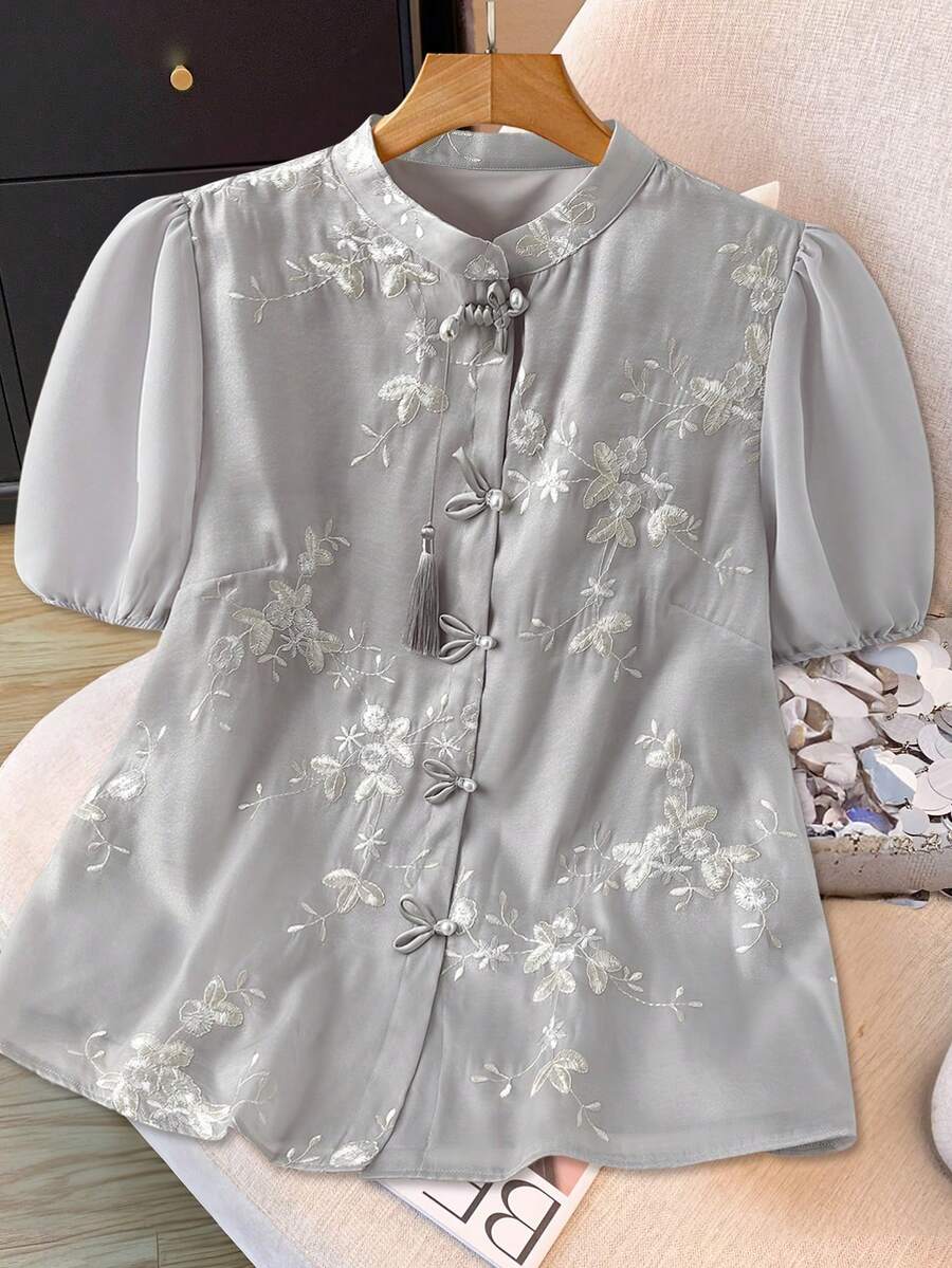 GlowEve CURVE Camisa con botones y mangas de chifón bordada de talla grande - Gris - Ver 1