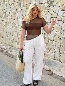 Dripcurv Blusa transparente de talla grande en color marrón para mujer, perfecta para usar en la playa, estilo casual de vacaciones, con tela de malla asimétrica, atuendo de verano. - Café integral - Ver 3