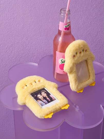 Joivida 1 chiếc kẹp thẻ hình gà bông màu vàng dễ thương, kẹp ảnh thần tượng nhạc Pop Hàn Quốc, vỏ bảo vệ thẻ sinh viên, móc khóa túi xách, văn phòng phẩm, thích hợp làm quà tặng Halloween, Giáng sinh, Năm mới, Ngày Valentine, sinh nhật.