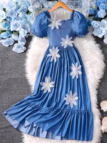 SHEIN 年轻女士纯色甜美花瓣袖短袖方领花卉装饰腰带夏季度假长裙 - 藍色 - 查看 4