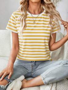 SHEIN LUNE Áo thun tay ngắn cổ tròn dáng rộng, kẻ sọc vàng trắng, phong cách tối giản thường ngày, thích hợp cho mùa hè. - Nhiều màu - Xem 5