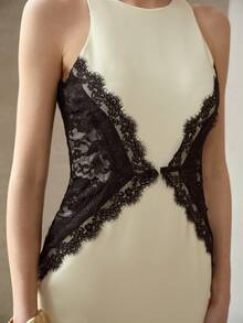 MOTF PREMIUM FITTED LACE SPLICE COLOR BLOCK LONG DRESS, AUTUMN/WINTER - Light Yellow - View 2