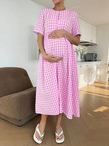 SHEIN Đầm ngắn tay cổ tròn in họa tiết kẻ caro thanh lịch dành cho bà bầu - Hồng - Xem 11