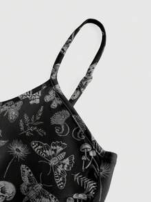 ROMWE Goth Vestido de tirantes finos con estampado de mariposas y polillas de estilo gótico y botánico, adecuado para vacaciones en la playa, tallas grandes - Negro - Ver 3