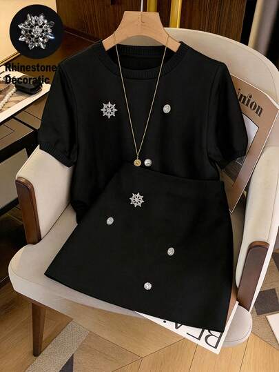 GlowEve CURVE Plus Size Women's Elegant Rhinestone Buckle Classic Black T-Shirt And Mini Skirt 2-Piece Set, Spring/Summer