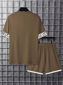 Manfinity Homme 男士字母印花圆领短袖T恤和短裤休闲两件套 - 棕色 - 查看 2
