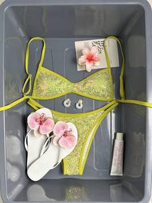 Bộ sưu tập Swim SXY Xuân/Hè 2026 - Bộ đồ bơi hai mảnh gợi cảm đính hạt lưới bạc - Kiểu cúp ngực không dây kết hợp tam giác. Mang đến bầu không khí tươi mới và năng động. Thích hợp cho đồ bơi mùa hè, kiểu bikini Brazil, bikini màu vàng xanh, những kiểu dáng dễ thương. - màu xanh lá - Xem 1