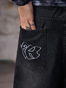 GlobeSwift 男士刺绣印花牛仔短裤 - 黑色 - 查看 9