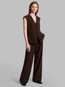 SHEIN X Scot Louie Ontre 2026春夏女士纯色棕色复古套装，包含马甲、西装外套和阔腿裤。时尚都市商务经典套装，适合办公室、学校、婚礼宾客、度假等场合，百搭时尚。 - 摩卡棕 - 查看 4