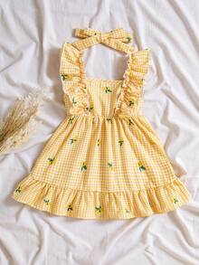 SHEIN Vintaside Kids 这款粉白格纹吊带连衣裙，搭配可爱的草莓印花，营造出清新自然的氛围。肩部饰以荷叶边，完美诠释了夏日时尚优雅活泼的气质。A字版型，采用轻盈透气的面料，适合假日派对、周岁婚礼、景区游览、拍照等各种场合穿着。 - 黃色 - 查看 2