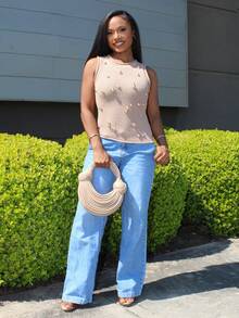 Steph T 夏日清凉厚针织镂空金属镜面串珠卷边背心 - 卡其色 - 查看 3