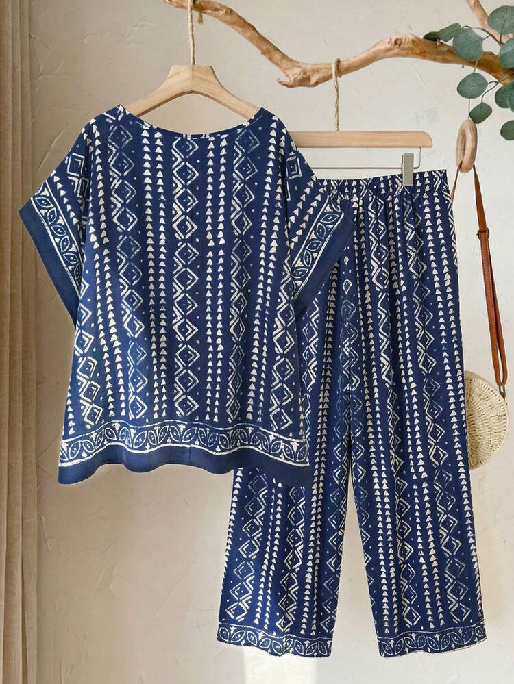 Plus Size Women's V-Neck Retro Print Vacation Outfit,Summer Outfit For Women , Vacation Outfits Women,Country Style For Women Pyjamas Set Women Two Piece Pijams Summer Set For Woman Two Piece Casual Sets Blouse Set Zulu Traditional Dress For Women Africa