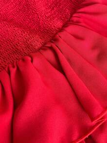 Viva Relle Đầm ngắn hai dây màu trơn dành cho nữ cỡ lớn, chất liệu vải cao cấp, thiết kế xếp ly sâu, dây rút điều chỉnh phía sau, thiết kế ôm eo, chân váy xếp tầng nhiều lớp rộng thùng thình, dáng váy cỡ lớn, hàng mới về, thích hợp cho kỳ nghỉ, đi biển, tắm nắng, thời trang năng động, dự tiệc, hẹn hò lãng mạn, đầm ngắn hai dây thời trang. - Đỏ - Xem 7