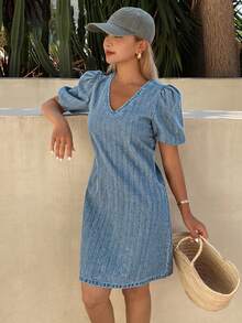 DAZY Đầm denim ngắn tay cánh hoa cổ chữ V chất liệu vải dệt họa tiết dành cho nữ, kiểu dáng thường ngày. - Rửa nhẹ - Xem 2