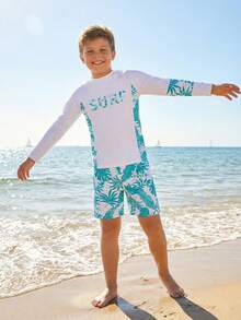 SHEIN 两件套男童休闲运动泳衣，上衣采用假日风格图案，泳裤可调节，适合儿童户外游泳、沙滩玩耍、度假穿着，春、夏、秋、冬四季皆宜。 - 藍色 - 查看 2