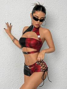 SHEIN ICON 黑色哥德式紅黑對比金屬扣裝鑲空短上衣，超低腰紅色交叉綁帶裝飾短褲套裝 - 紅色 - 查看 5