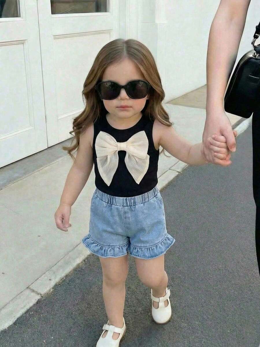 SHEIN Baby Girls' Black Summer Top With Bow Tie And Denim Ruffle Shorts Set 2pcs,Cute Holiday Short Sleeve Outfits,Rainbow Embroidered Casual Clothes Set - Multicolor - View 1