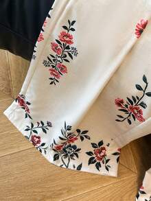 GlowEve Quần nữ kiểu dáng thường ngày in họa tiết hoa, cạp chun. - Nhiều màu - Xem 5