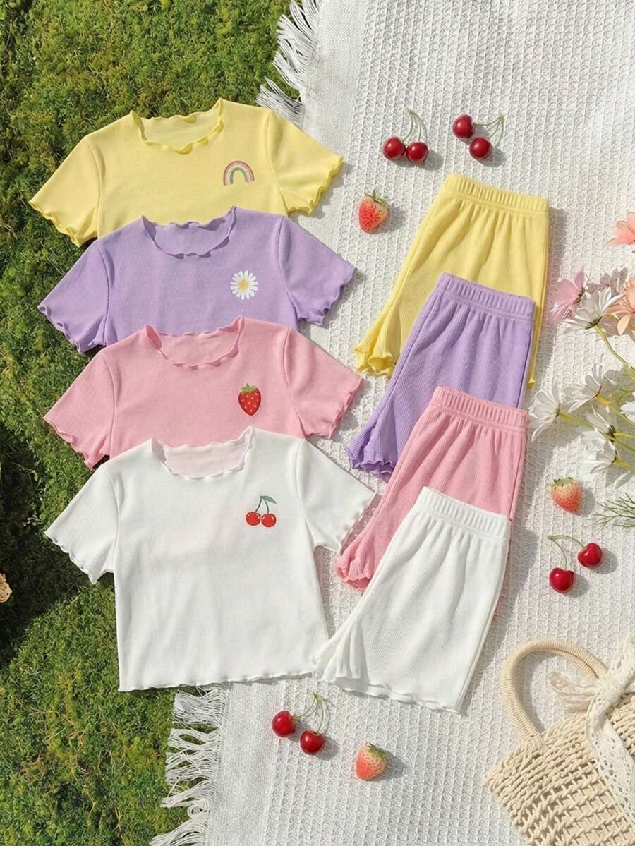 SHEIN Bộ đồ 4 món dễ thương cho bé gái, kiểu dáng thường ngày, đơn giản, đa năng, chất liệu vải dệt kim co giãn màu trơn, có dây đeo vai và họa tiết sọc, tay ngắn, bèo nhún, phù hợp cho mùa xuân và mùa hè. - Nhiều màu - Xem 1