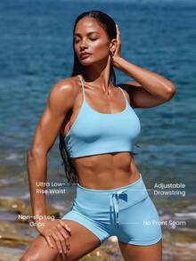 GLOWMODE Quần short FeatherFit™ Sunrise Stretch siêu cạp thấp, co giãn, có dây rút, chống trượt, rộng 2,5 inch, thích hợp cho yoga, pilates, tập luyện và mặc hàng ngày. - Màu xanh nhạt - Xem 2