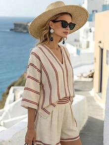 EMERY ROSE Áo sơ mi cổ chữ V tay lỡ in hoa dáng casual + Quần short in hoa cạp chun co giãn dành cho nữ - Nhiều màu - Xem 4