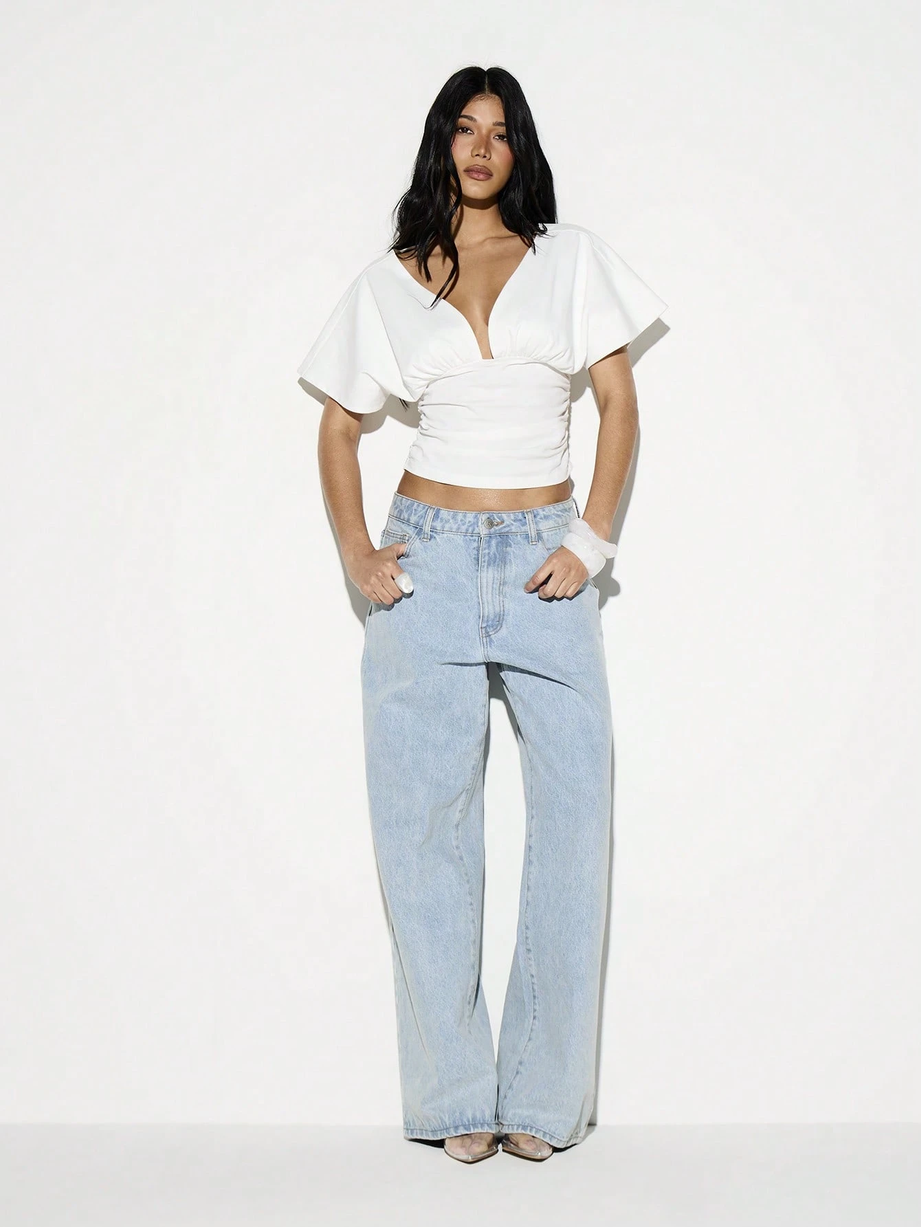 KIZN Deep V Neck Ruched White T-Shirt