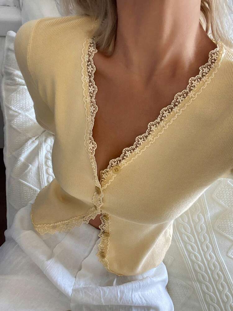 Women's Minimalist Solid Color Contrast Lace Front Button Long Sleeve Thin Cardigan