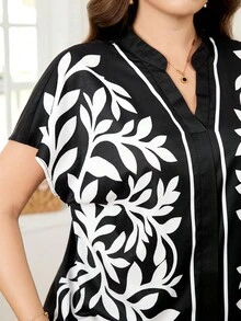 SHEIN Clasi Áo sơ mi nữ cỡ lớn cổ chữ V in họa tiết lá cây, kiểu dáng thường ngày đa năng. - Đen và trắng - Xem 3