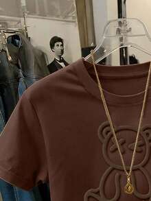 Resyla 女士休闲熊与字母压纹圆领T恤，夏季 - 咖啡棕 - 查看 3