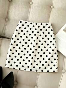 GlowEve 女士夏季黑色波点印花褶皱设计优雅高贵生日礼物派对节日音乐节鸡尾酒会旅行海滩度假装夏季半身裙，时尚独特设计百搭时尚短款修身裙 - 黑與白 - 查看 2