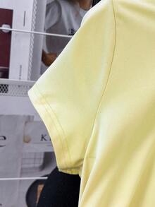 GlowEve Camiseta casual de mujer con cuello redondo y mangas cortas plisadas - Amarillo - Ver 4