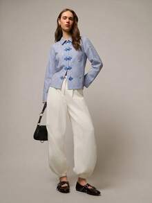 Nöista Loose Blouse With Chinese Style Buttons On Front Opening, Buttons In Contrast Red And Fabric In Red Stripes With Flower Print. Spring, Summer Outfit For Women, Spring Look, Casual Outfit. - Blue - View 3