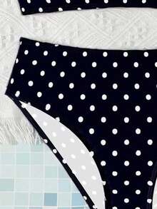 SHEIN Bộ bikini chấm bi cho bé gái tuổi teen, vải dệt kim đen trắng, dây đeo vai có thể điều chỉnh, áo cổ chữ V, quần bơi, bộ đồ bơi 2 mảnh, thiết kế thời trang giản dị thanh lịch, thích hợp cho bơi lội, kỳ nghỉ hè, bãi biển, hồ bơi, tiệc tùng. Bộ bikini chấm bi, đồ bơi chấm bi cho bé gái, đồ bơi chấm bi, đồ bơi hai mảnh cho tuổi teen, đồ bơi hai mảnh chấm bi. - trắng - Xem 4