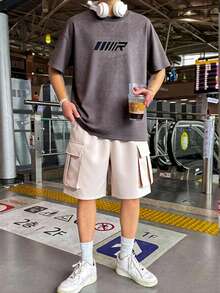 SHEIN 两件套青少年男童简约小写字母撞色纹理深灰色短袖T恤搭配乳白色工装裤，休闲学院风，舒适时尚，简约实用，百搭柔软面料，适合日常穿着，适合上学，适合旅行，适合户外运动，适合春、夏、秋、冬四季。Y2K风格，青少年男童服装，返校季服装，青少年男童服装，青少年服装，青少年上衣，宽松裤，工装裤 - 彩色 - 查看 5