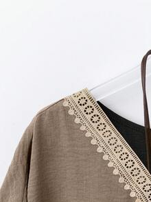 Linhara Plus Size Contrast Color Ruffle Dolman Sleeve V-Neck Casual Linen Shirt - Black - View 3