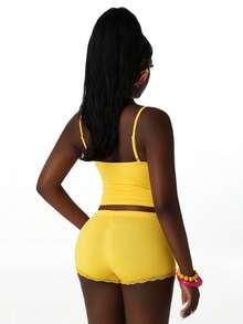 Amplova Bộ đồ hai mảnh gồm áo hai dây và quần short dệt kim dành cho nữ, cổ chữ V gợi cảm, xếp ly phía trước, quần short ren đính pha lê, thích hợp cho các lễ hội âm nhạc, kỳ nghỉ, mặc hàng ngày, bộ đồ hai mảnh ôm sát màu hồng. - Màu vàng - Xem 2