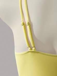 SHEIN Swim 1 buah Baju Renang Wanita Terusan Seksi Tanpa Punggung dengan Dekorasi Bunga 3D, Cocok untuk Liburan Musim Panas - Kuning - View 4
