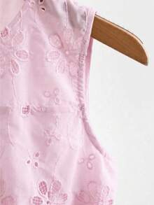 GlowEve 白色刺绣面料圆领无袖褶皱雪纺A字下摆优雅浪漫度假衬衫裙 - 粉色 - 查看 3