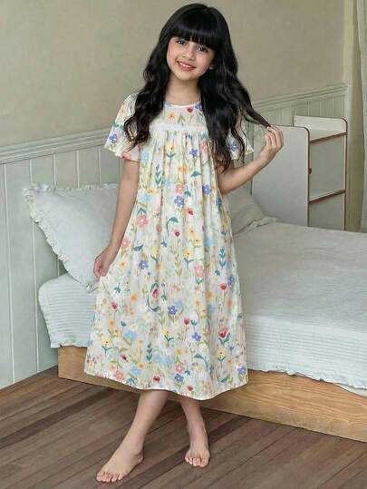 SHEIN 少女粉色花卉蕾丝边撞色荷叶边宽松睡裙，花卉印花配套家庭度假休闲短袖连衣裙（2 件套单独出售）