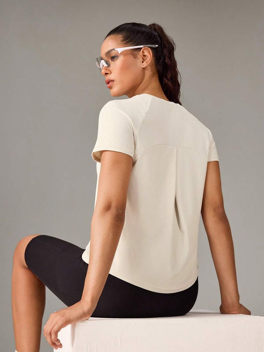 OutZeal SunProof UPF50+ Cooling Sun Protection Tee Women Loose Fit - White - View 1