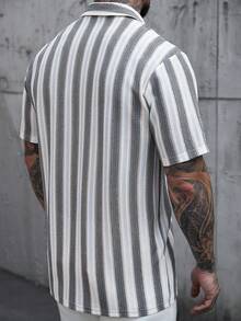 VENTUSAIL Camisa casual de manga corta con textura y rayas verticales para hombre - Multicolor - Ver 2