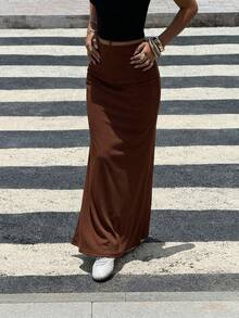 SHEIN Mädchen Maxirock mit Falten in Unifarbe, lässiger & minimalistischer brauner langer Rock, Muttertags-/Abschlusskleid, brauner Rock, brauner Maxirock, geeignet für Frühling & Sommer, Alltag, Ausflüge, Urlaub, Feiertage, stilvolle Mädchen, lässige Kleidung, neuer Stil, Homecoming, Entspannung, Schulanfang, mädchenhafte Art T-Shirt - Braun - Übersicht 4