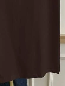 Resyla Kaos Wanita Lengan Pendek Kasual Leher Bulat dengan Motif Huruf Blok Warna - Coklat - View 5