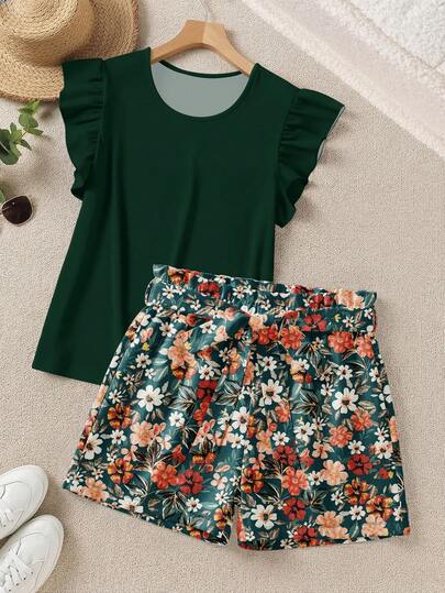 SHEIN LUNE 加大码绿色荷叶边上衣和碎花短裤两件套，适合度假穿着