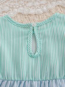 SHEIN Robe d'été pour bébé fille avec blocs de couleurs texturés, rayures et patchwork, ourlet à volants superposés, design de manches à volants doux, convient pour les fêtes d'été/les vacances - Multicolore - Voir 7
