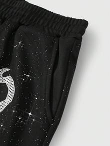 ROMWE MEN Street Life Pantalones cortos deportivos con estampado de letras, cintura con cordón y adornos de diamante de imitación para hombres - Negro - Ver 3