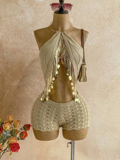 Soleia Bộ đồ 2 món dành cho nữ, áo len cổ yếm đính sequin và tua rua viền, gồm áo và quần short len, thích hợp cho kỳ nghỉ.