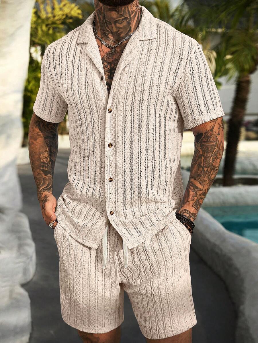 Manfinity RSRT Bộ áo sơ mi và quần short nam màu be kẻ sọc jacquard khoét lỗ - Màu Khaki - Xem 1
